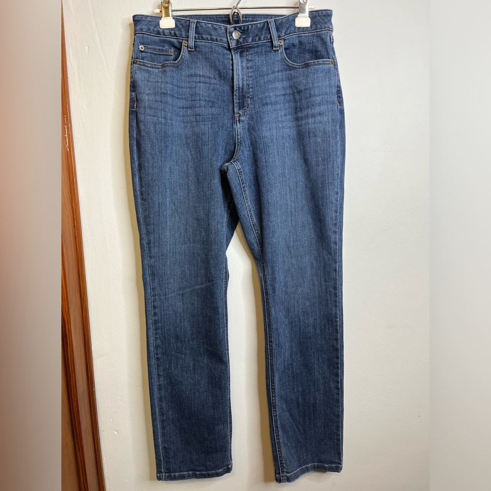 LL Bean Medium Wash Stonewashed Straight Leg Jeans 14 Regular EUC
